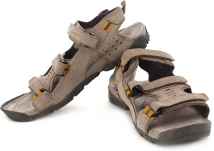 QUECHUA by Decathlon 200 Men Beige Sports - Buy Beige Color QUECHUA by Decathlon Arpenaz 200 Men Beige Sports Sandals at Best Price - Shop Online for Footwears India | Flipkart.com