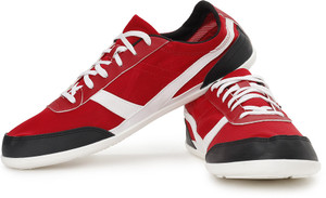 newfeel shoes flipkart