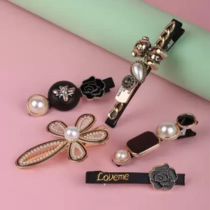 Myra Collection Black & Gold Clip Set With Pearls And Teddy Bear Pack