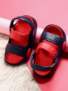 Kidsfun Boys & Girls Slip-on Clogs Price in India - Buy Kidsfun