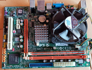 Lot Carte Mère Fujitsu G41 Socket 775 + Processeur Core 2 E5700 + 4GB RAM DDR3 - Occasion