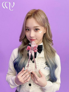 aespa k pop winter kim min jeong wallpaper Paper Print - Music posters