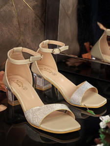 Heels sandals at low price flipkart 2025
