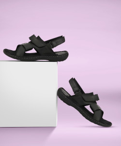 Red chief sandals sale flipkart