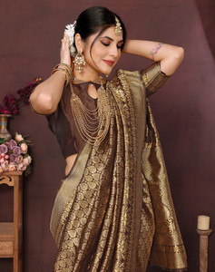 Yashika Banarasi Seiden Sari - Traditioneller Indischer Sari Mit Bluse Für Hochzeiten & Feste