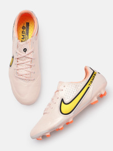 buy nike football shoes online india