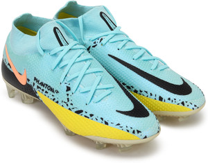 buy nike football shoes online india