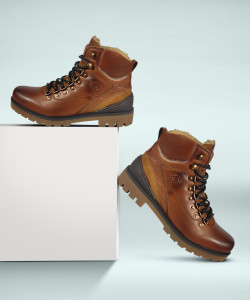 lightweight waterproof boots