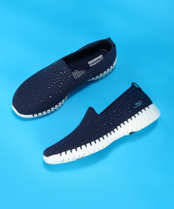skechers go walk memory foam
