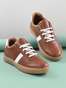 Roadster shoes showroom near me store
