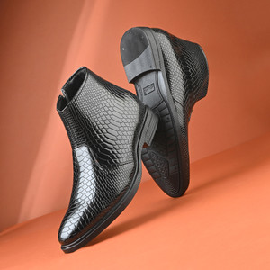 Shoe Island Men's Comfortable Walking Shoes - Image 6