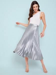 pleated floaty skirt
