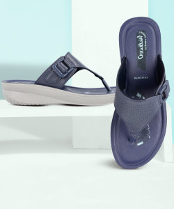 walkaroo slides slippers