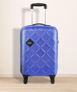 Safari suitcase sale flipkart