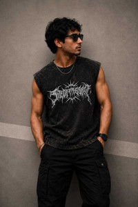 vukka Graphic Print Men Round Neck Black T-Shirt - Image 3