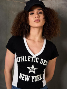 SASSAFRAS Self Design Women V Neck Black T-Shirt - Buy SASSAFRAS Self