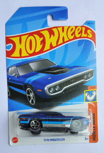 HOT WHEELS MUSCLE MANIA PLYMOUTH GTX EDITION MUSCLE MANIA PLYMOUTH GTX