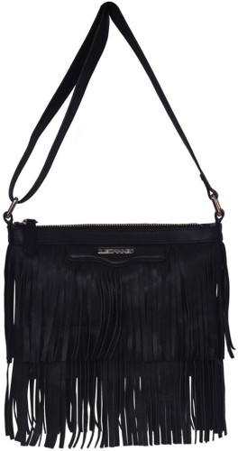 black casual handbag