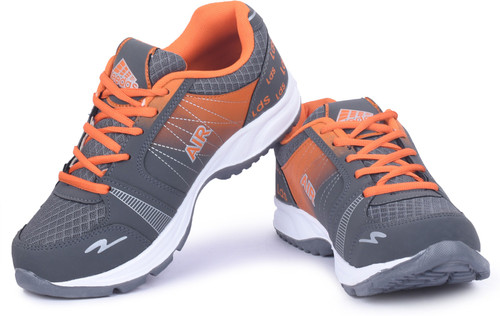 leedas sports shoes