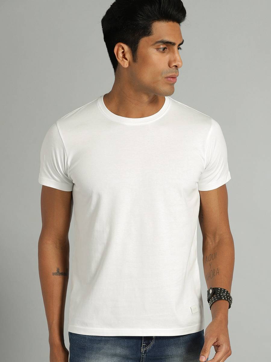 Roadster Solid Men Round Neck White T-Shirt