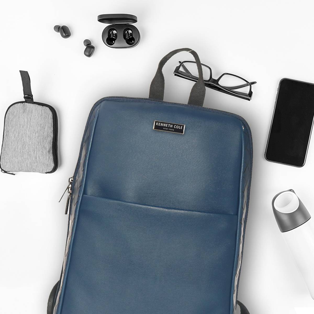 Kenneth Cole Slim Laptop Backpack 10 L Laptop Backpack — photo 5