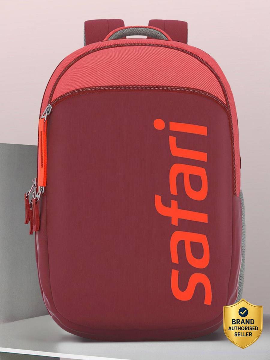 SPREEUSB 19 CASUAL WINE 30 L Medium Laptop Backpack