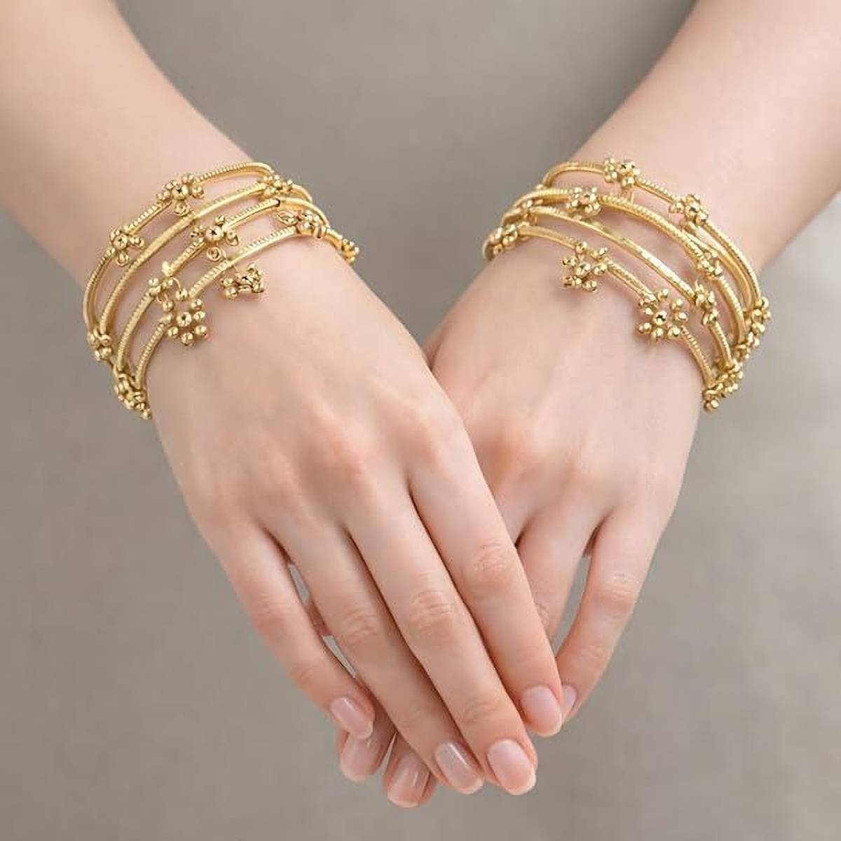 TrueBeauty Metal Beads Bangle — photo 4