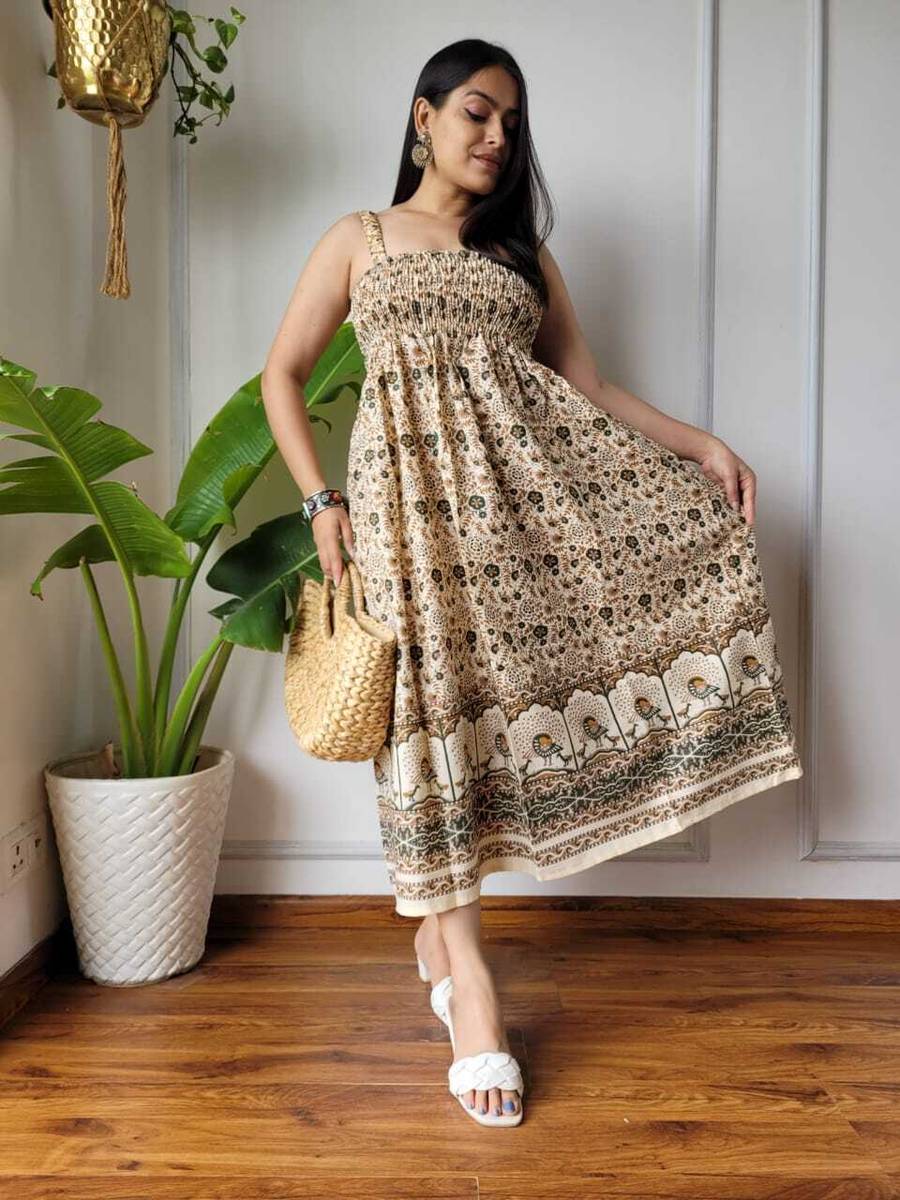 Shiv Homiefix Women Gathered Multicolor Midi/Calf Length Dress — photo 3
