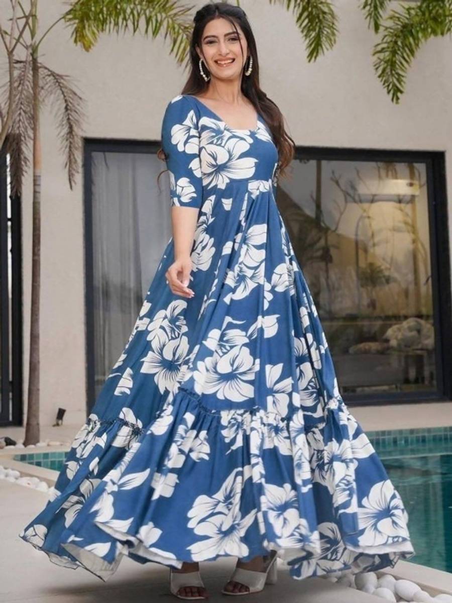 EVERLEE Women Maxi Blue, White Full Length Dress