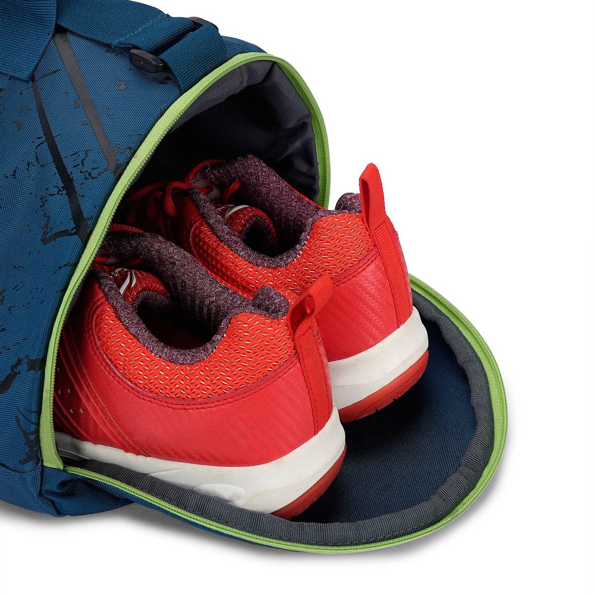 ZIPRAVEL Features quick access front pocket Gym Duffel Bag — photo 5