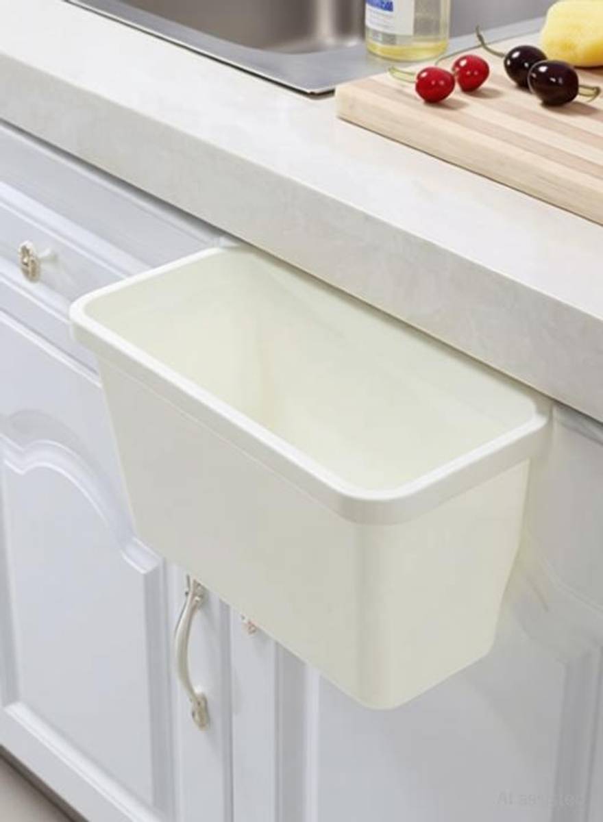 Hanging Trash Can for Kitchen Cabinet Door Plastic, PTFE (Non-stick) Dustbin — photo 2