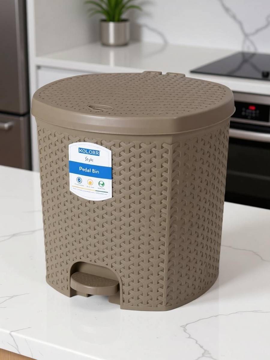 KOLORR Magnum 6L Pedal Dustbin /Trash Can/Garbage Waste Bin with Lid for Home, Kitchen Plastic Dustbin — photo 5