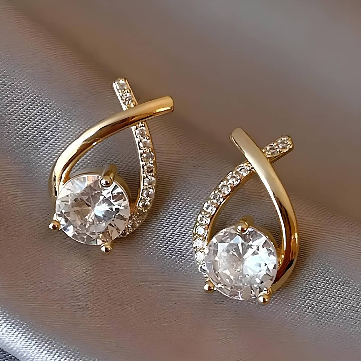 ANORI COMBO PACK OF 4 PAIR STUD EARRINGS Cubic Zirconia, Crystal Alloy Stud Earring — photo 4