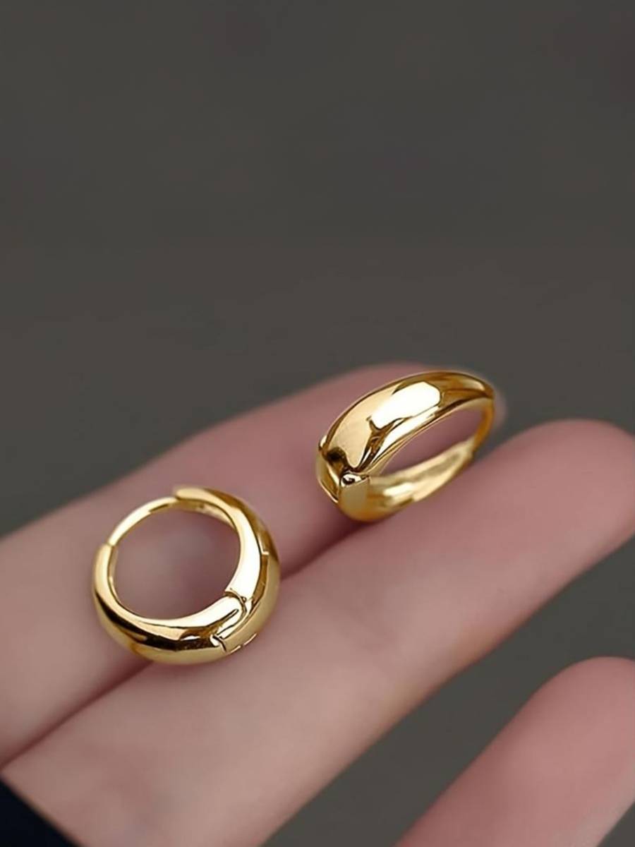 Vipunj Vedansh Enterprises Stylish Gold Plated Brass Hoop Earring