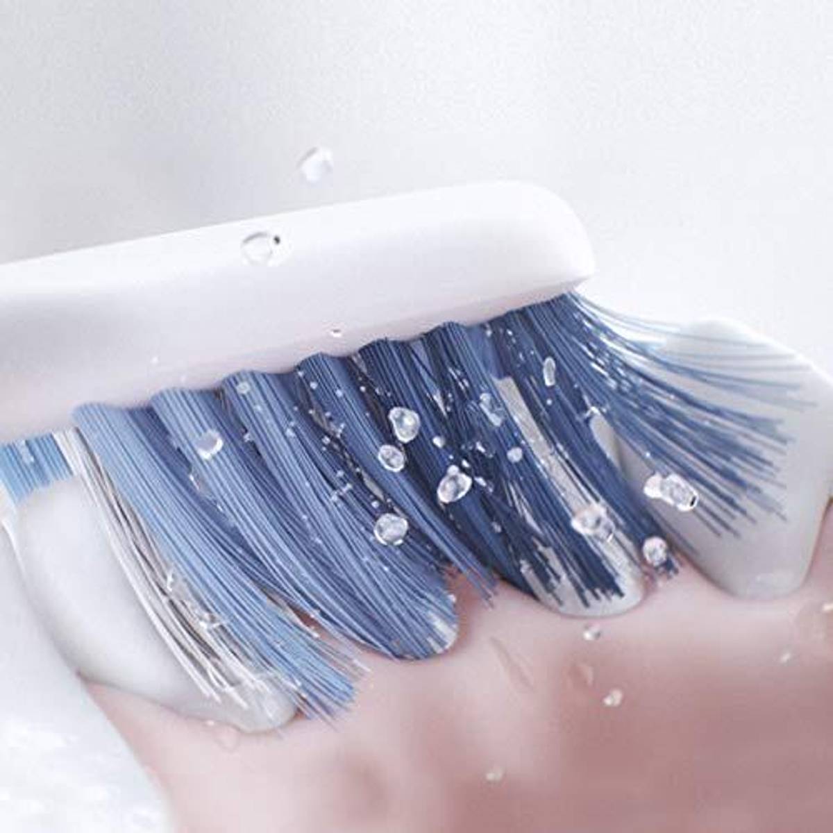 Oral-B Chrome White 1 Electric Toothbrush — photo 4