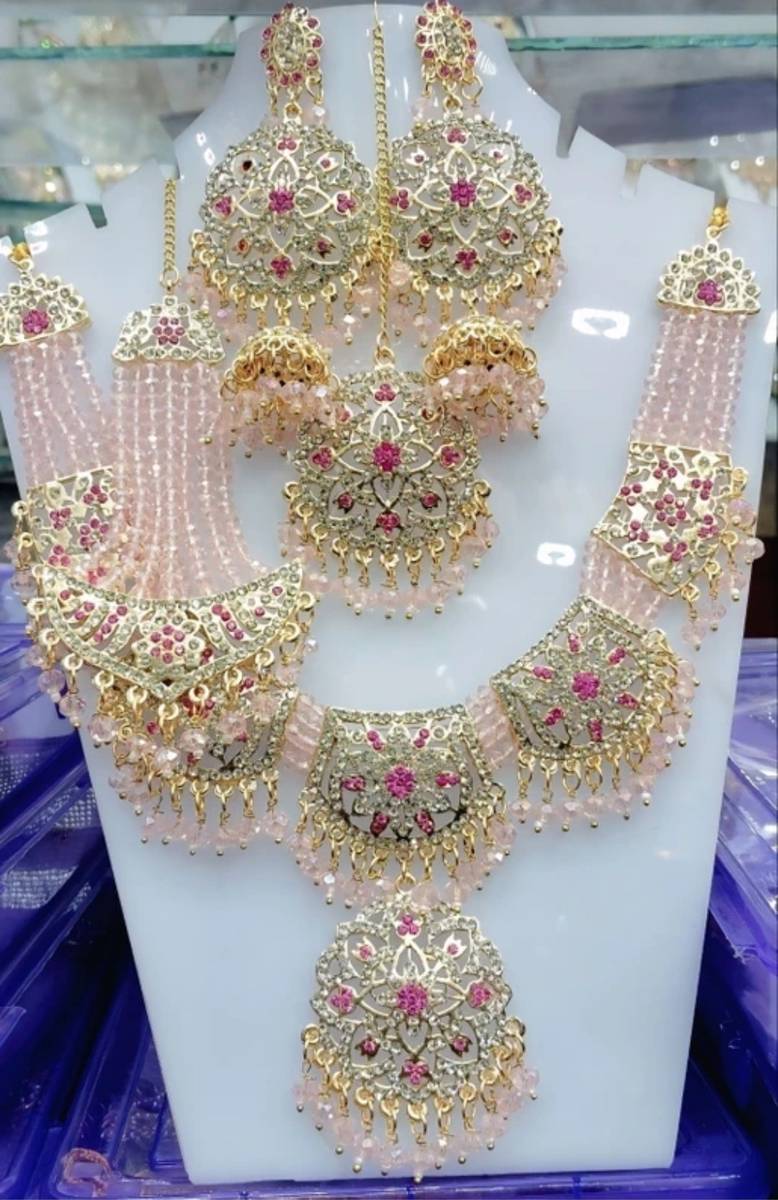 Saifi faizan Alloy Titanium Pink, Gold Jewellery Set