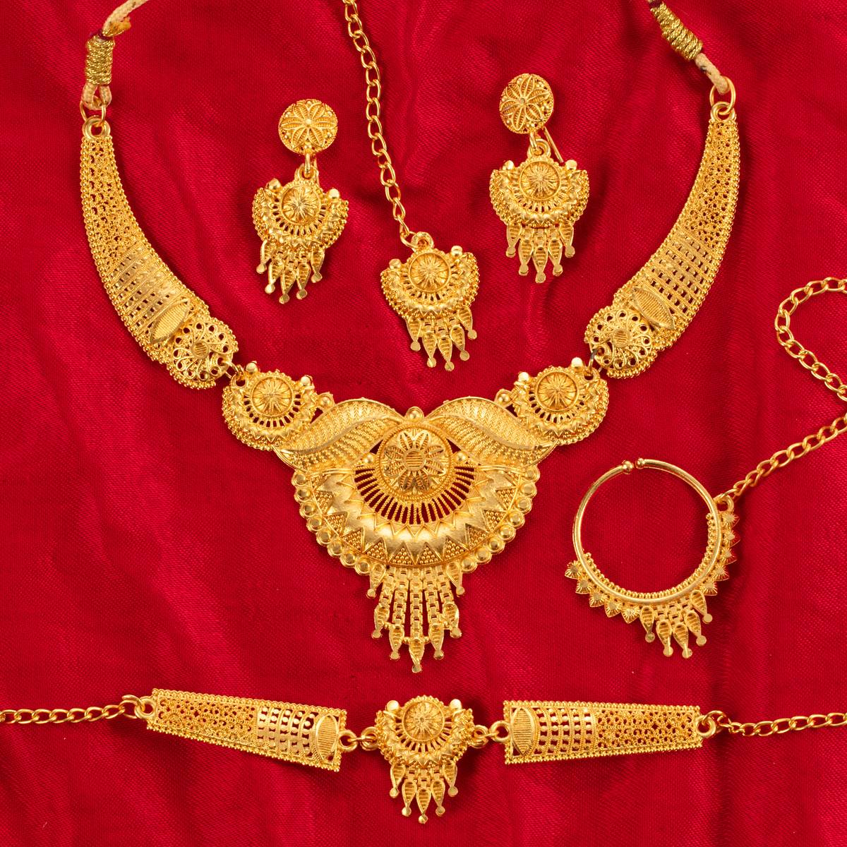 YASHCollection Alloy Gold Jewellery Set
