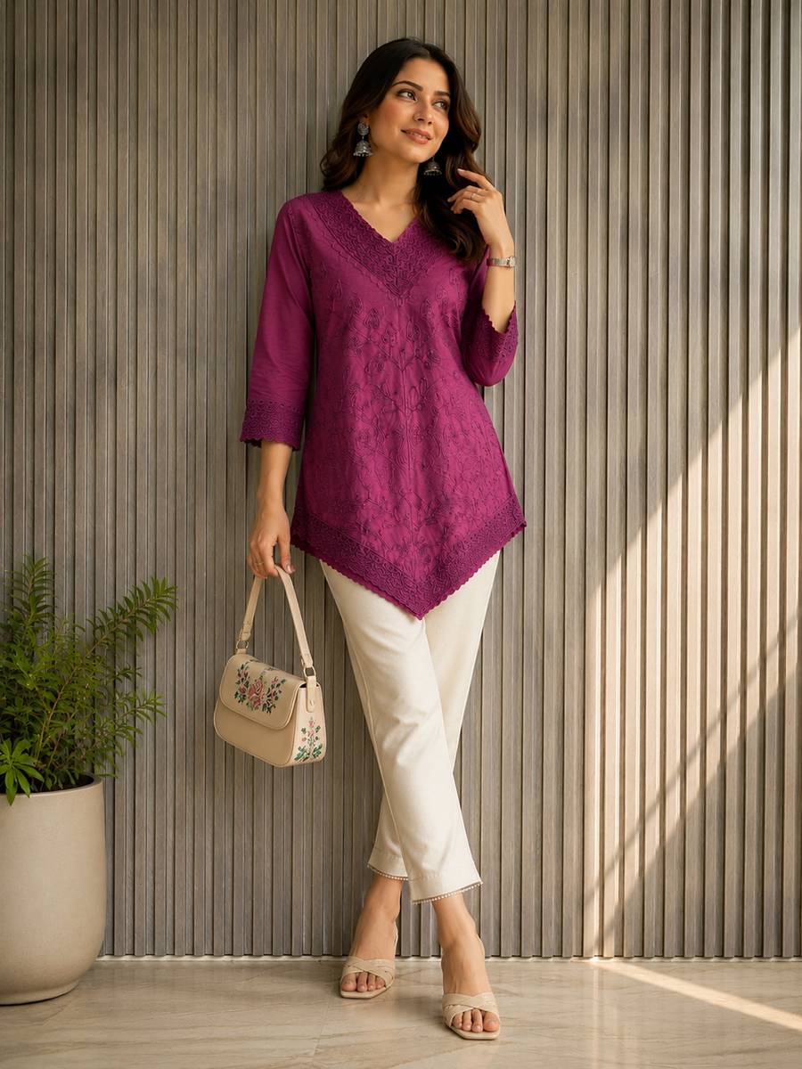 Women Embroidered Asymmetric Kurta — photo 4
