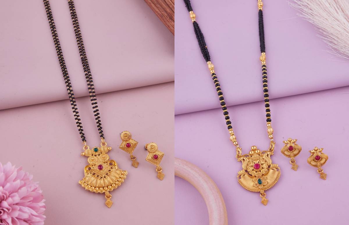 indicare Brass Gold-plated Gold Jewellery Set