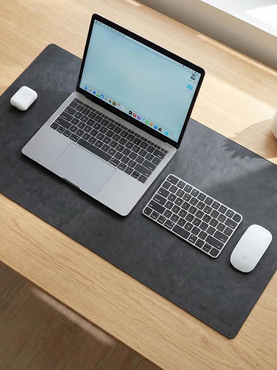 DailyObjects REVRSAL-DSK-MATT-BLK Non Slip Base Dual Sided Mousepad — photo 2