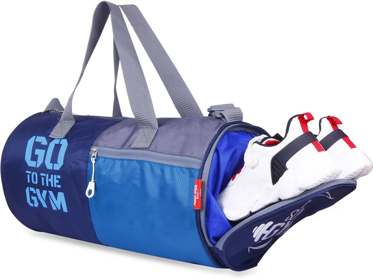 RisenGear Duffle/Gym Bag/Shoulder Bag for Men & Women