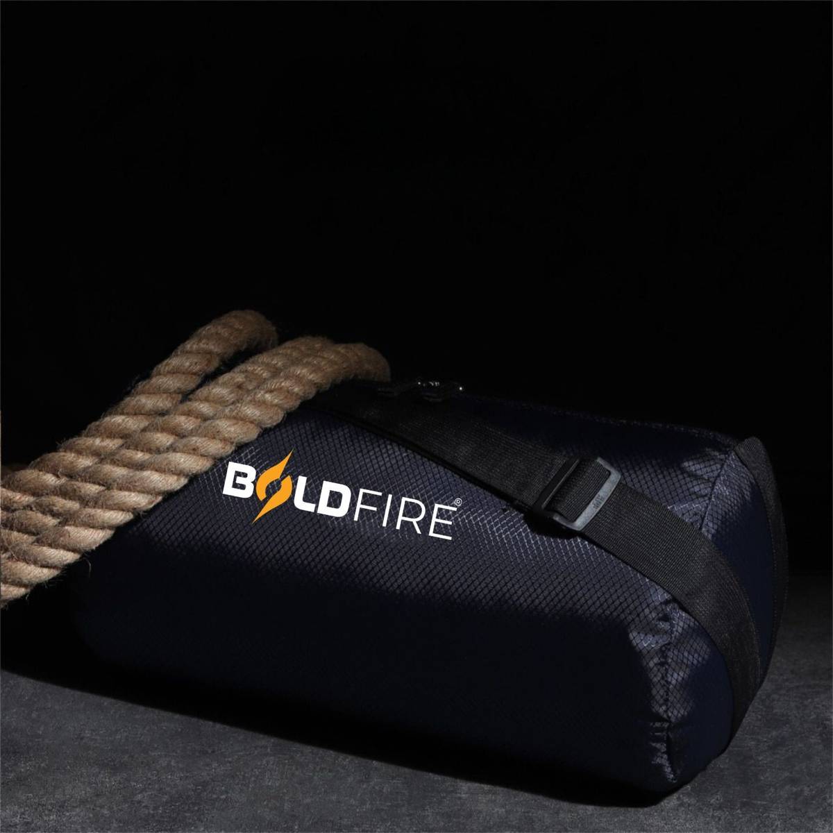 Unisex Waterproof Gym & Travel Sports Bag with Shoulder Strap — photo 5