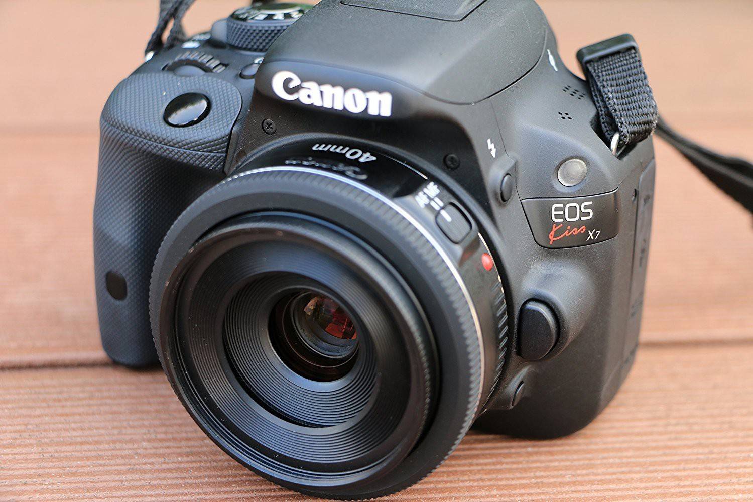 canon-ef-40-mm-f-2-8-stm-