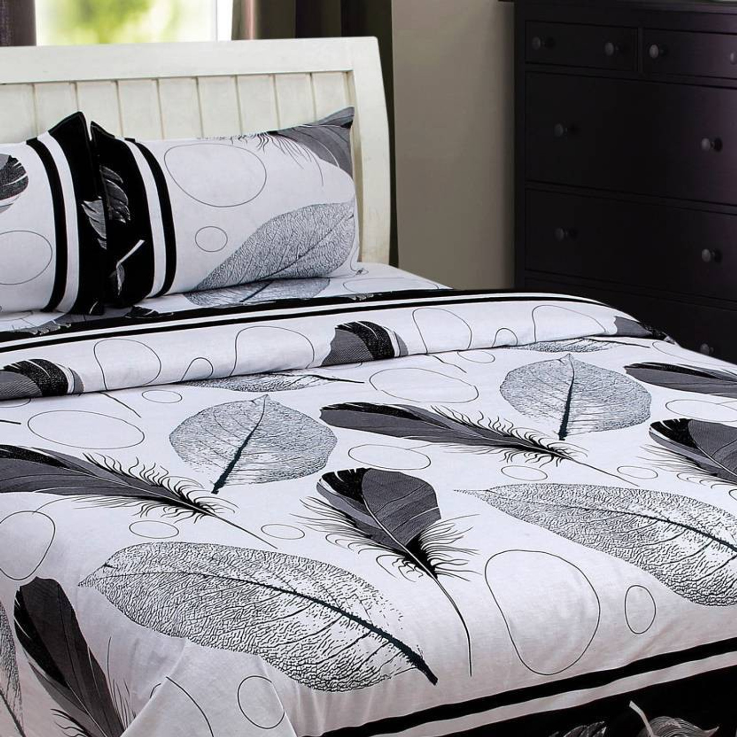 Image of Urban Home Polycotton King Flat 144 TC 3D Printed 1 Bedsheet with 2 Pillow Covers