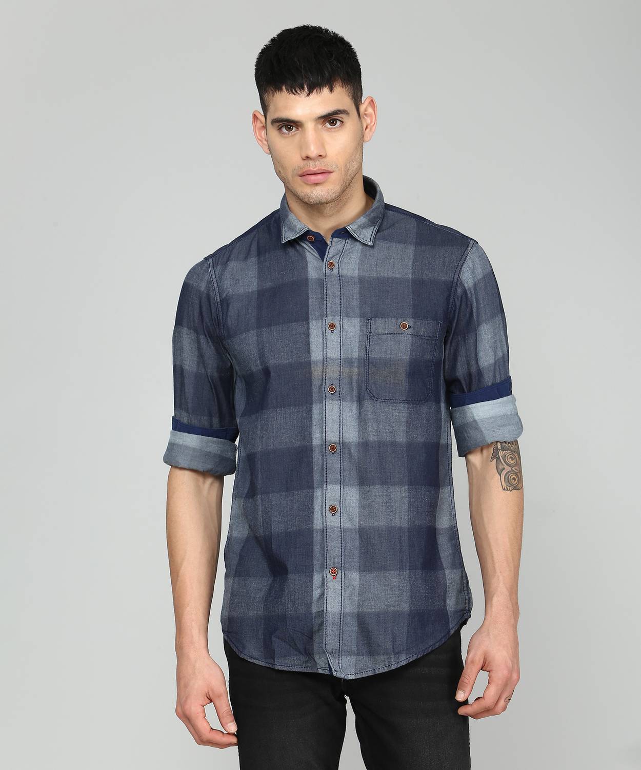 Arrow Blue Jean Company Men Checkered Casual Blue Shirt