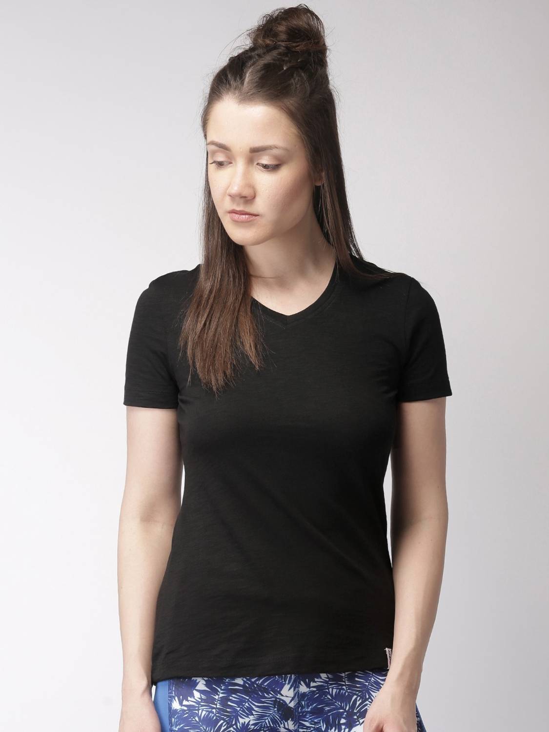2GO Solid Women V Neck Black T-Shirt