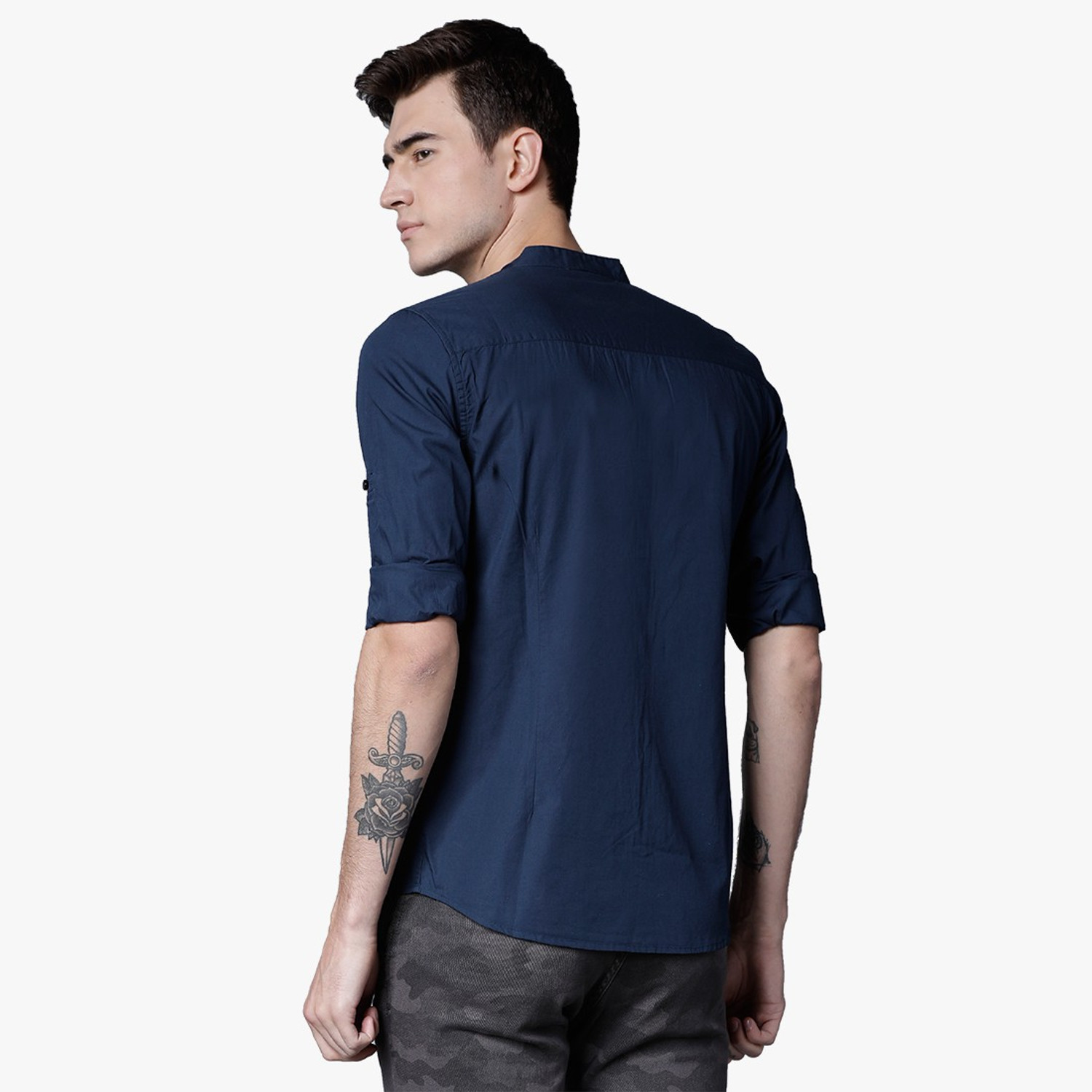 Image of HIGHLANDER Men Solid Casual Blue Shirt