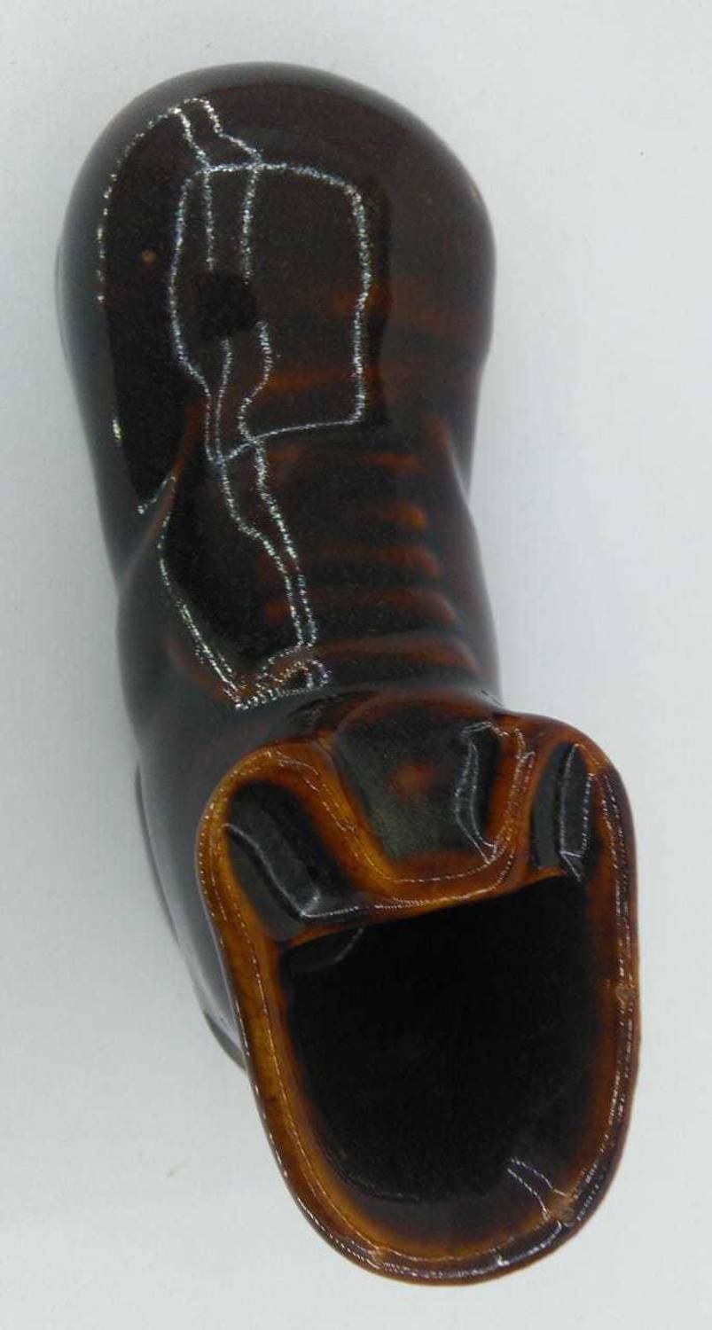 ASHA @ STORE Ashtray, Smoke, Tobacco, Smokers, Smoke lovers, Ceramic  Ashtray, Gift For Smokers BOOT SHAPED ASH TRAY Brown Ceramic Ashtray Price  in India