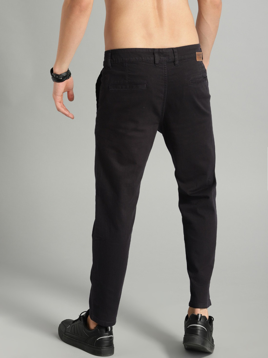 Image of Roadster Men Regular Fit Black Cotton Blend Trousers