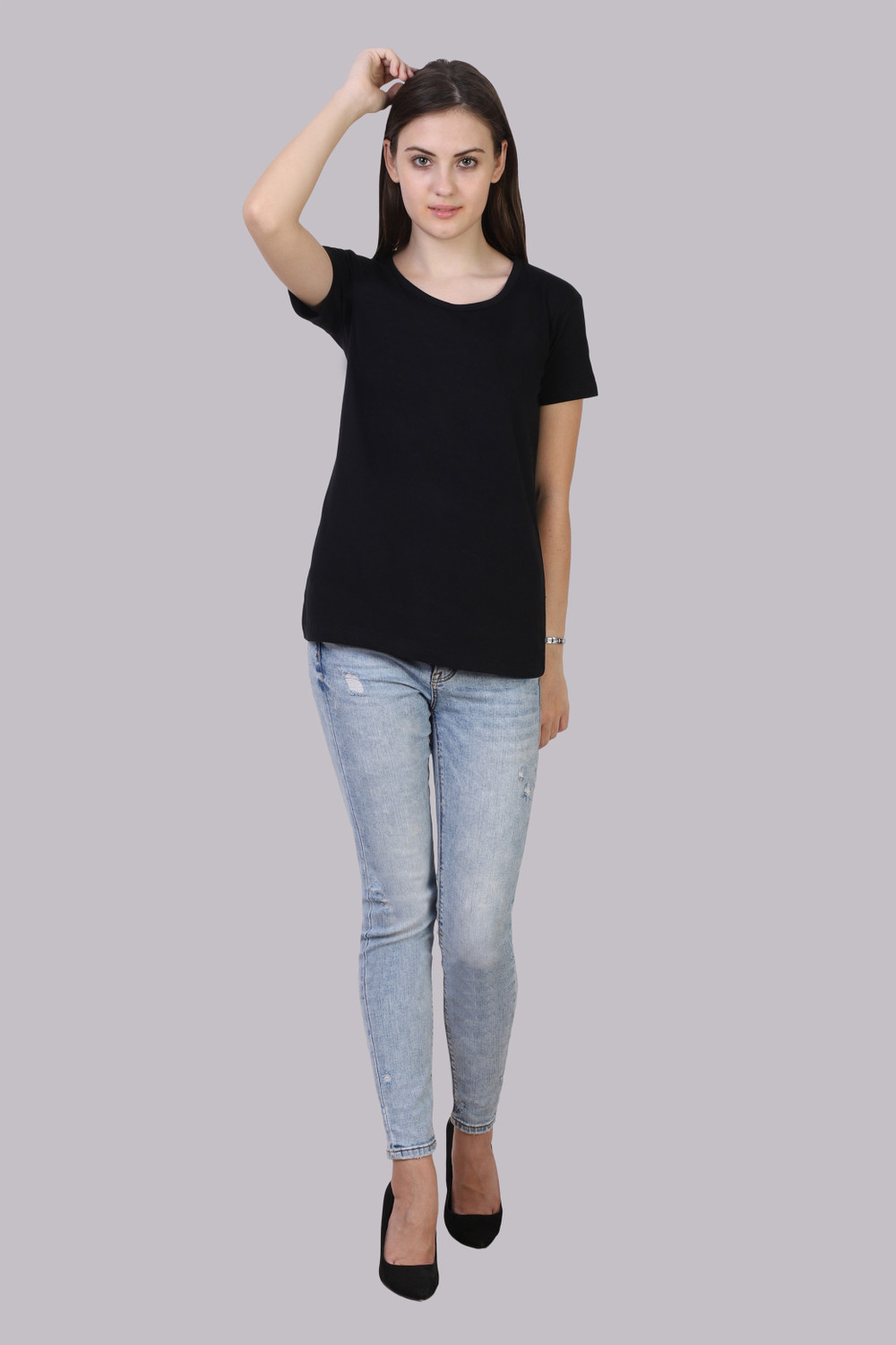 Image of Fleximaa Solid Women Round Neck Black T-Shirt